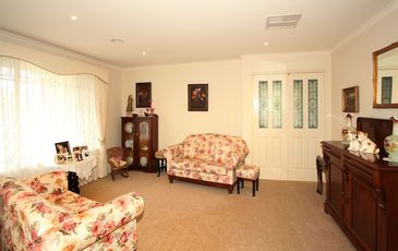 2 Jones Court, Beaconsfield