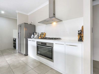 7 Coliban Approach , Baldivis