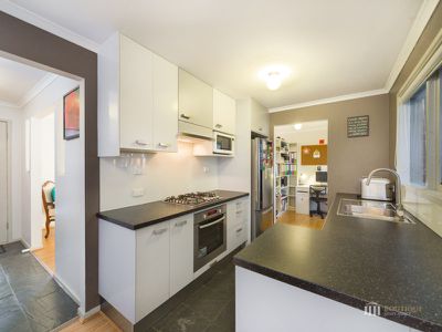 12 Coronata Court, Narre Warren