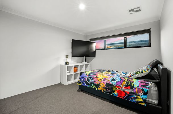 77 Avoca Chase , Baldivis