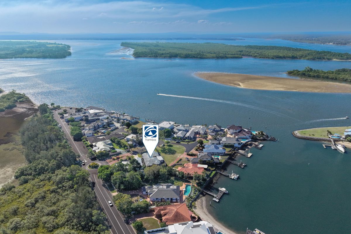 4 Edgewater Close, Yamba