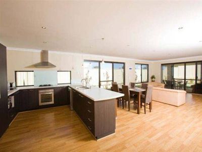 33 Normanby Bend , Success