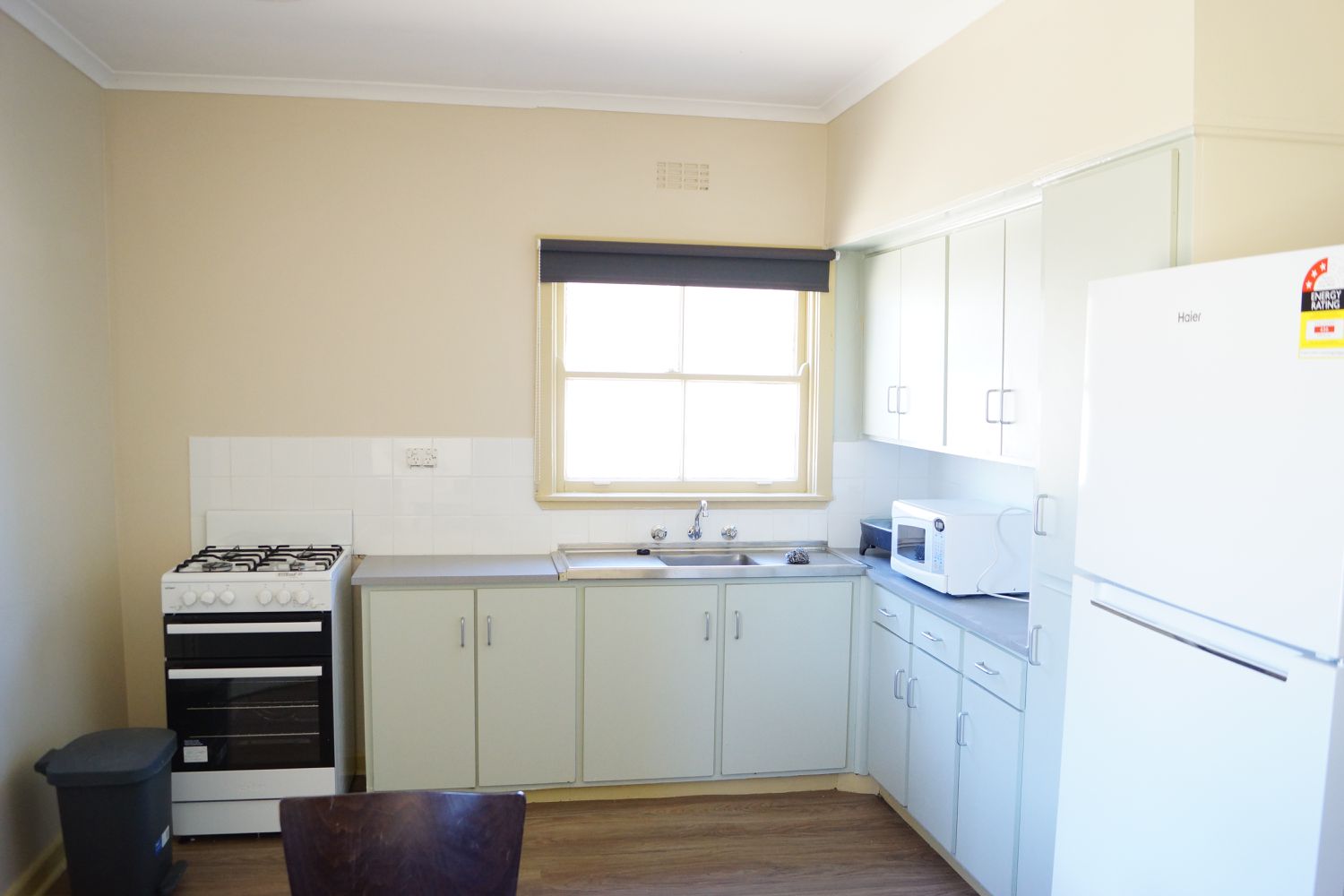 1 IRIS STREET, Horsham