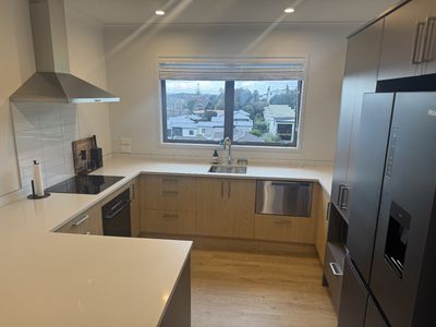 4/6 Ruakiwi Road, Hamilton Lake