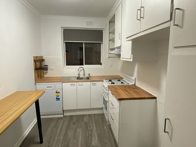 7 / 8 Ormond Road, Ascot Vale