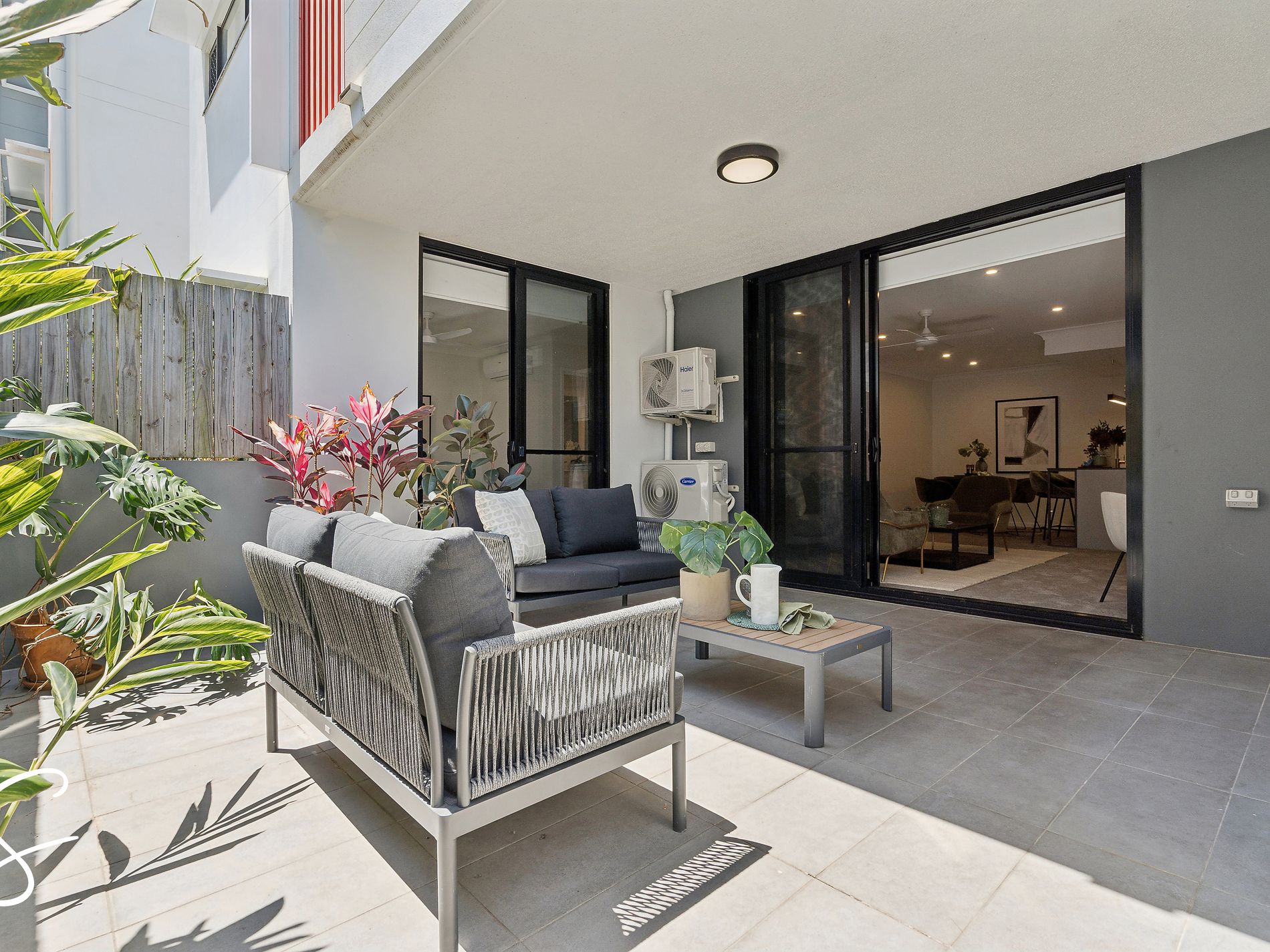 2101 / 18 Comer Street, Coopers Plains