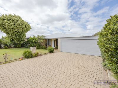 32 Thicket Circuit, Banksia Grove