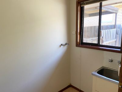 1 / 51 Morris Road, Hoppers Crossing