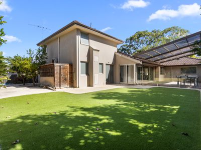 8 Betty Street, Nedlands