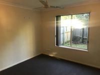 U69  / 11 Oakmont Avenue, Oxley