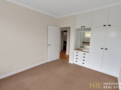1 / 5 Wilson Street, Horsham
