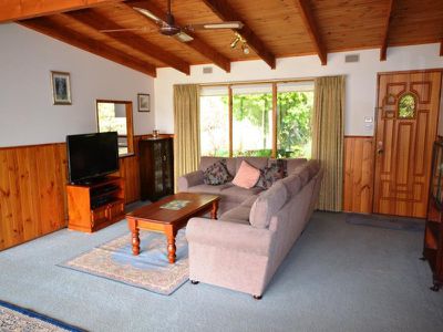 285 Simmonds Creek Road , Tawonga South