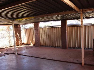 35 Boorthanna Crescent, Newman