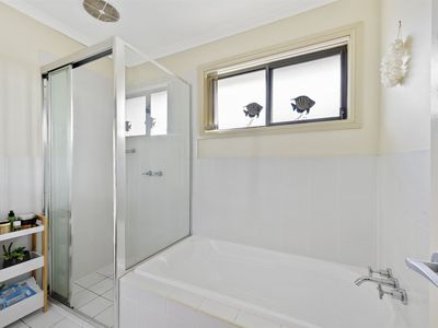 1 / 11 Witherington Avenue, Ulladulla