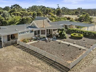 115 Cowles Road, Northwood