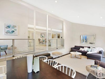 5 Bluewave Crescent, Forresters Beach