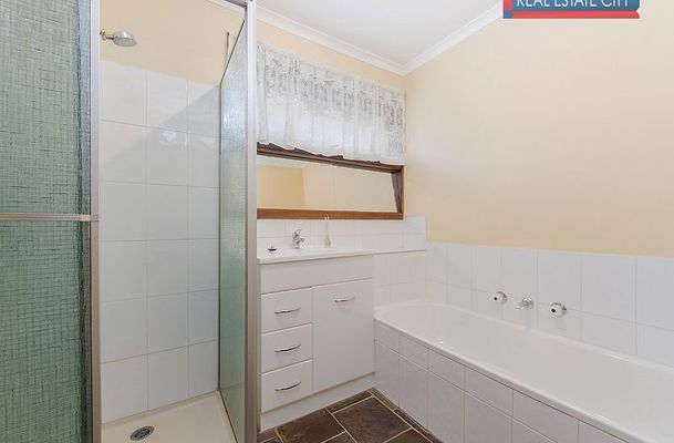 9 Brampton Close, Craigieburn