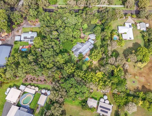 Private acreage for rent 5 minutes from Tewantin image 23