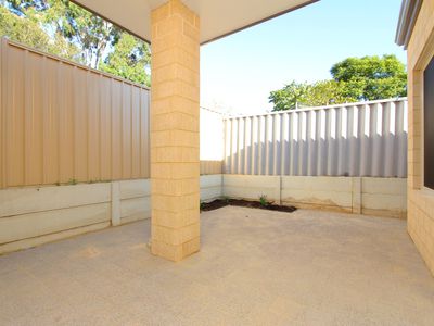 42 Dallington Crescent, Balga