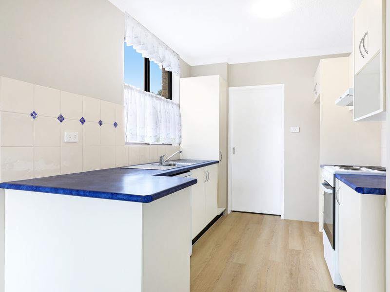 1 / 8 Macquarie Street, Wollongong