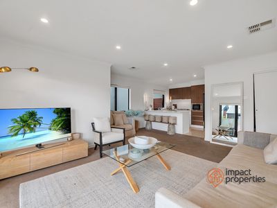 6 / 2  ROUSEABOUT STREET , Lawson