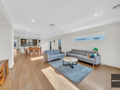17 Ricotta Road, Manor Lakes