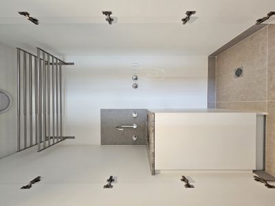 601 / 8 Louise Street, Melbourne