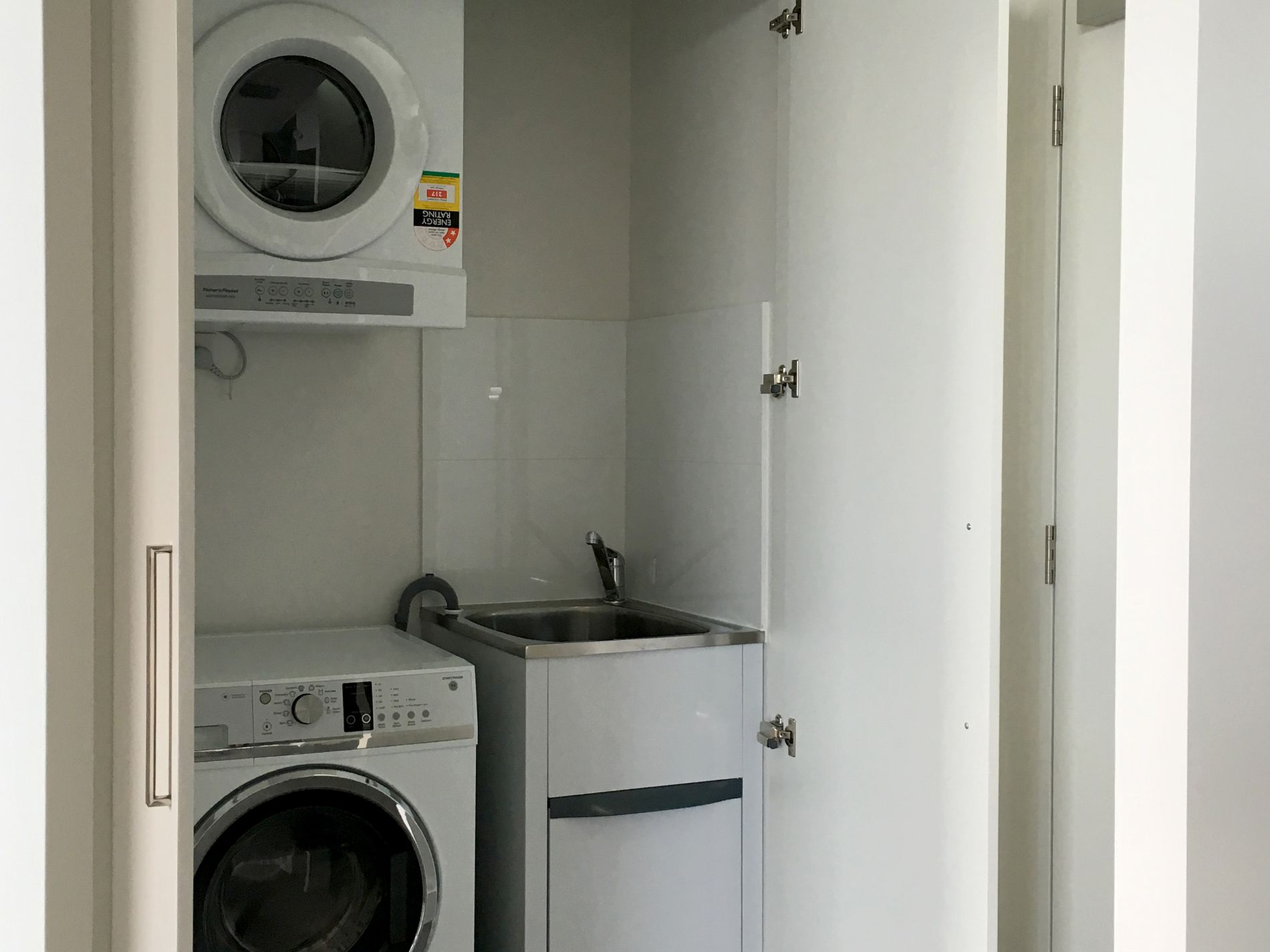 3803 / 21 Scotsman Street, Forest Lodge