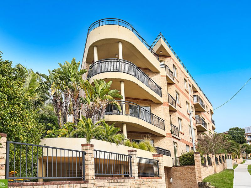 1 / 20-22  Hercules Street , Wollongong