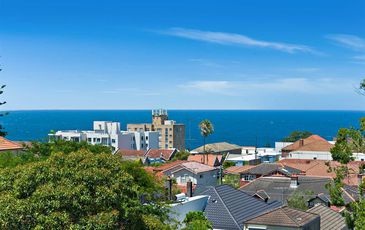 7 / 135A Brook Street, Coogee