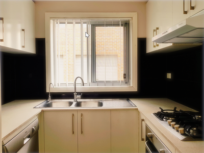 12 / 570 Sunnyholt Road, Stanhope Gardens