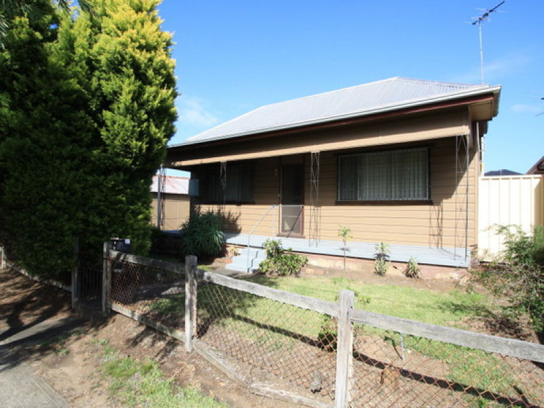 52 Brancourt Avenue, Bankstown