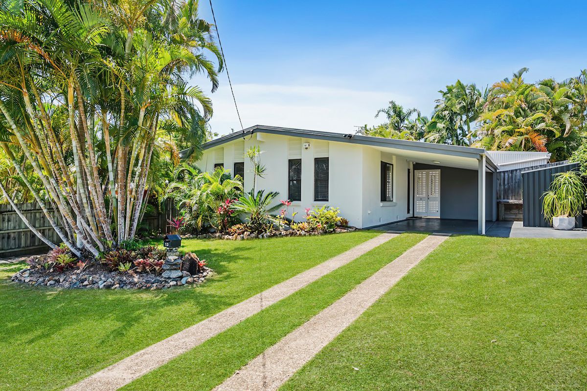 13 McNab Ave, Tewantin