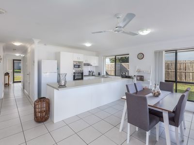 10 SPOONBILL COURT, Lowood