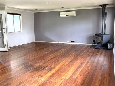 23 Tenth Street, Weston