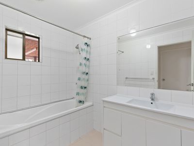 28 Caringa Street, Urangan