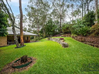 97 Bozzato Place, Kenmore