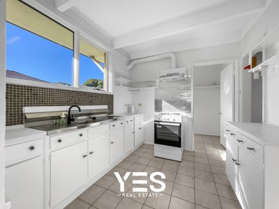 11 Fountain Drive, Narre Warren