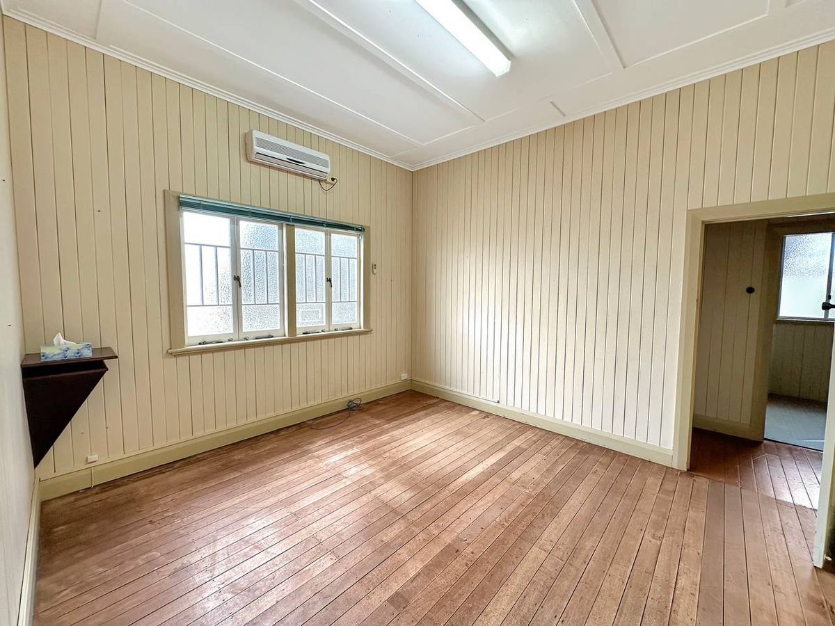 40 MABEL STREET, Atherton