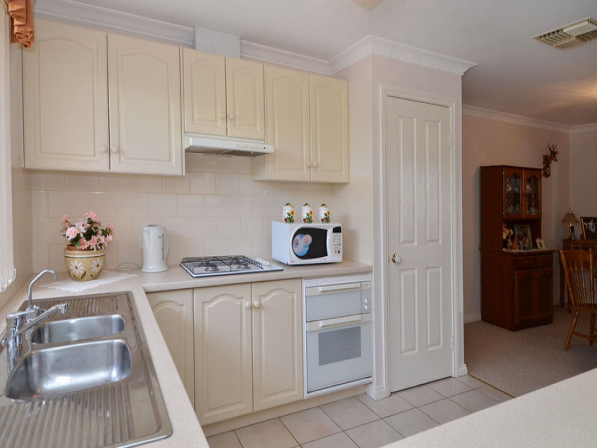 2 / 14 Frank Street, Kalgoorlie