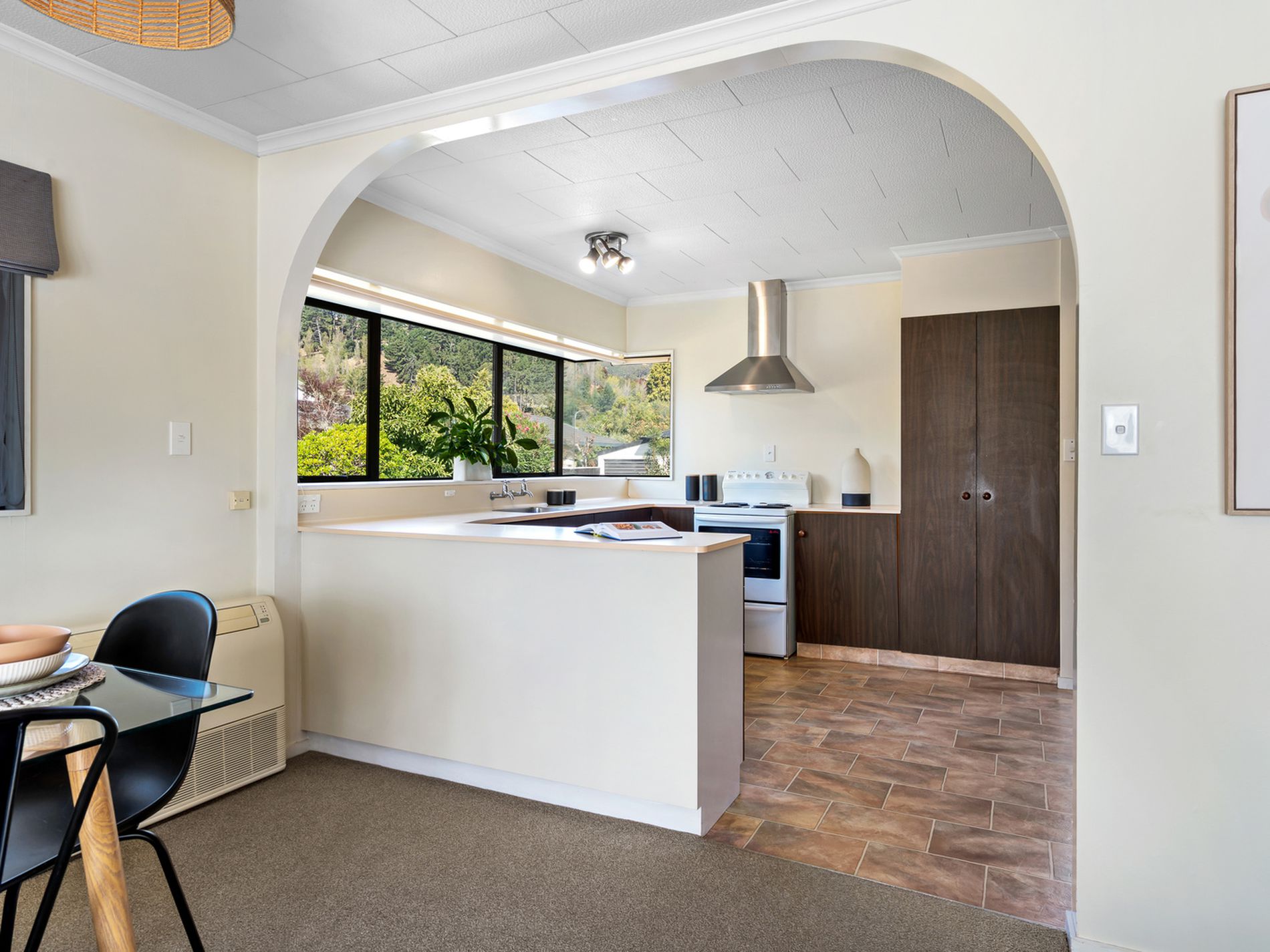 2 Brydon Way, The Wood