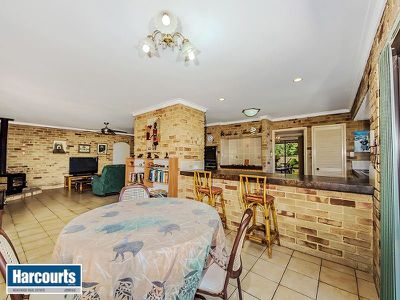 121 Lagoon Drive, Yanchep