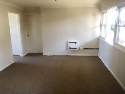 3 / 24 Carcoar Street, Blayney