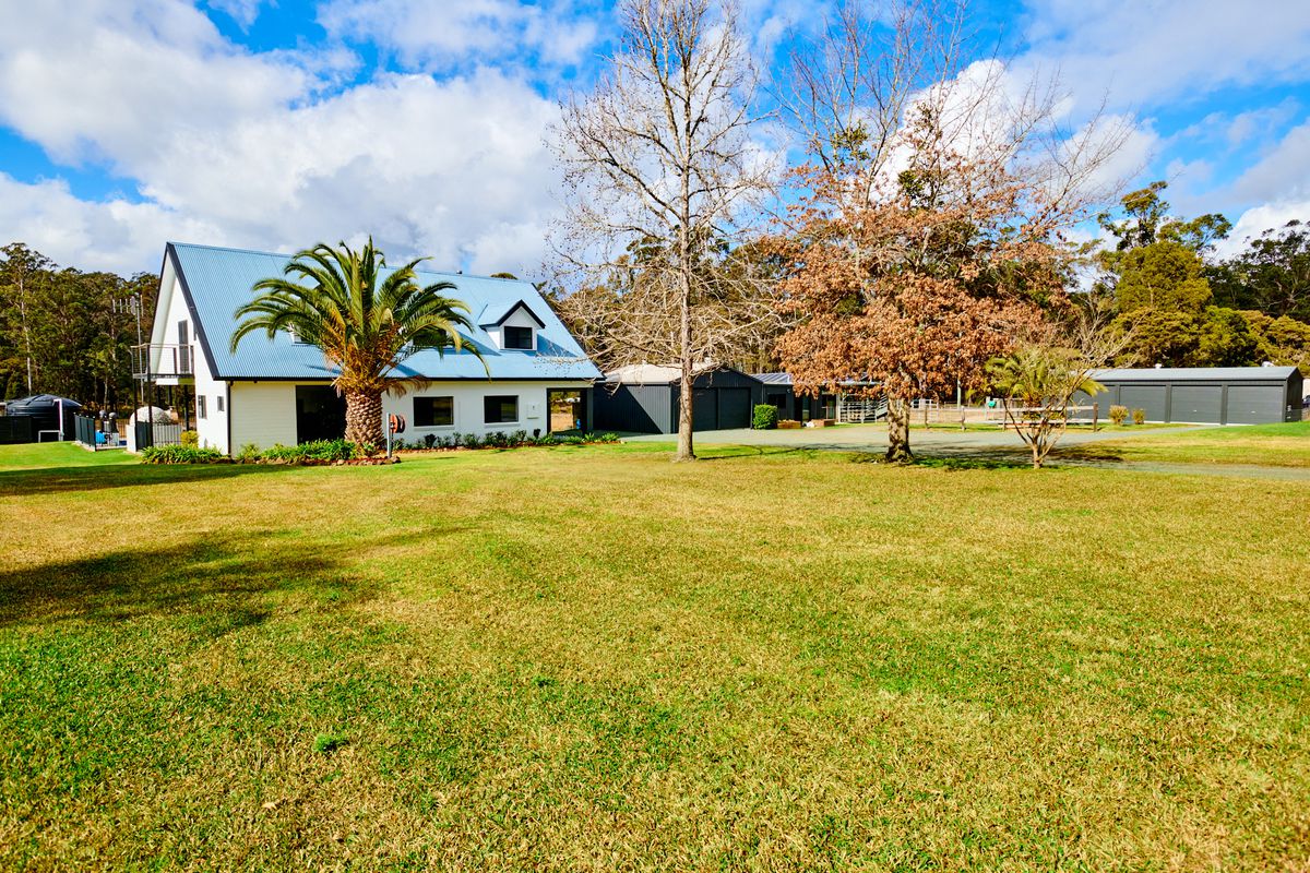 185 Careys Road, Hillville