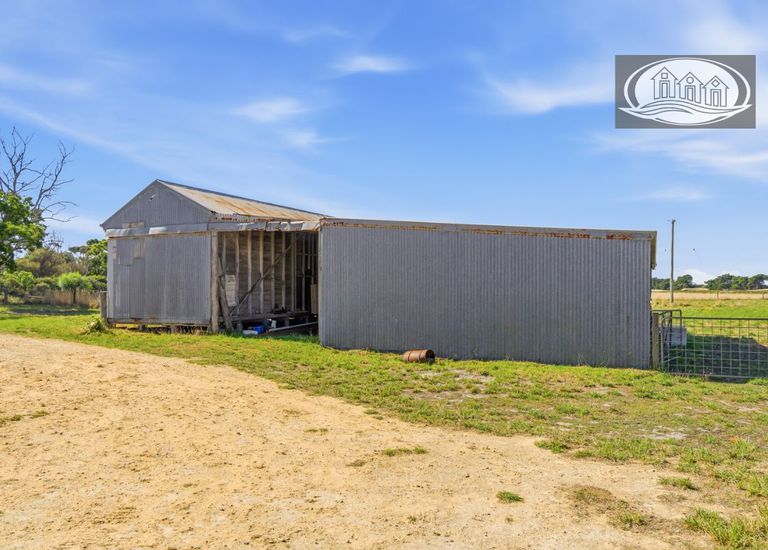 138 Oakleys Road, Portland