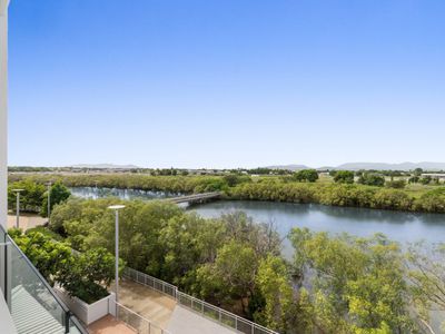 28 / 2-4 Kingsway Place, Townsville City