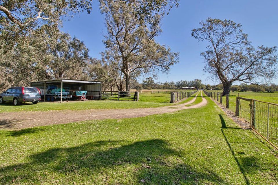 310 Young Road , Baldivis