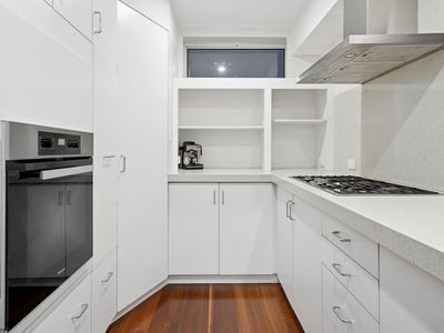 36 Bay Road, Claremont