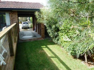 23 Mermaid Avenue, Hawks Nest