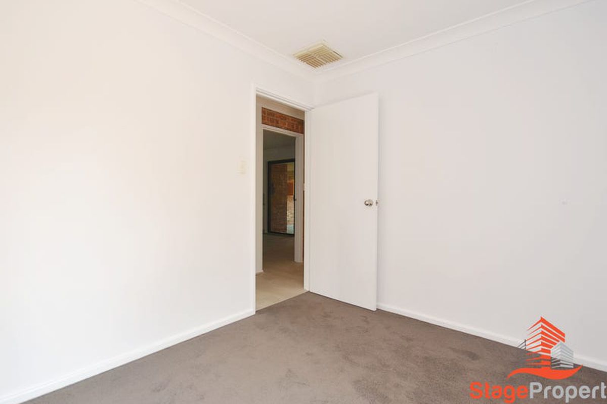 15 Burnett Avenue, Leeming